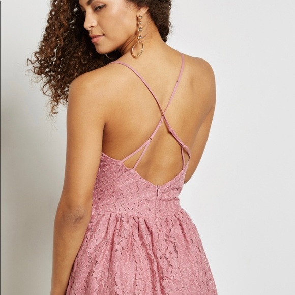 Forever 21 Lace Cami Romper Playsuit - Picture 2 of 8